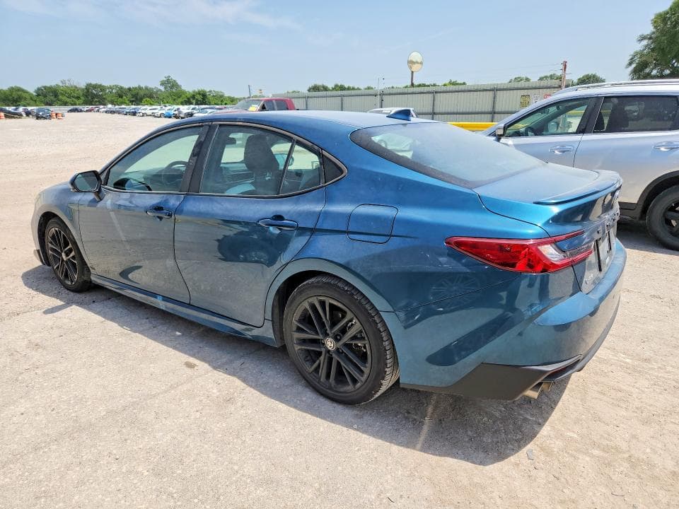 2025 TOYOTA CAMRY SE 2