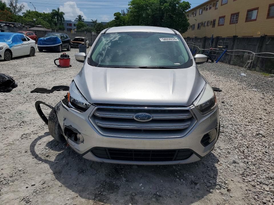 2017 FORD ESCAPE SE 5