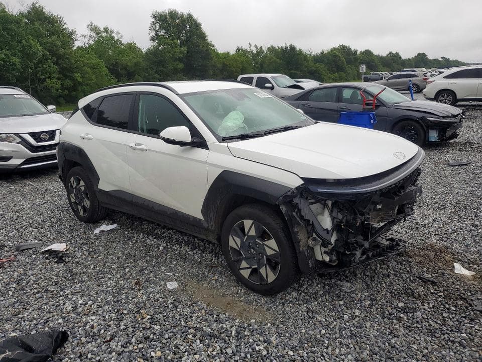 2024 HYUNDAI KONA SEL 4