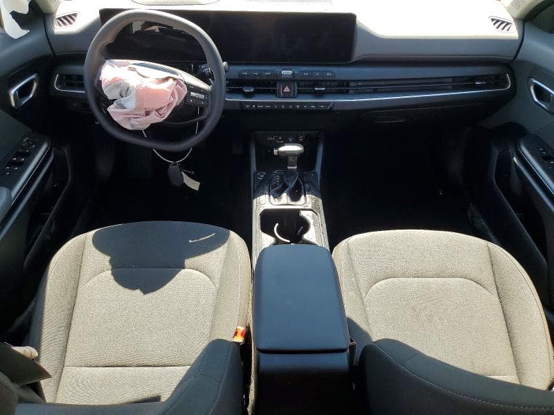 2025 KIA K4 LXS 8