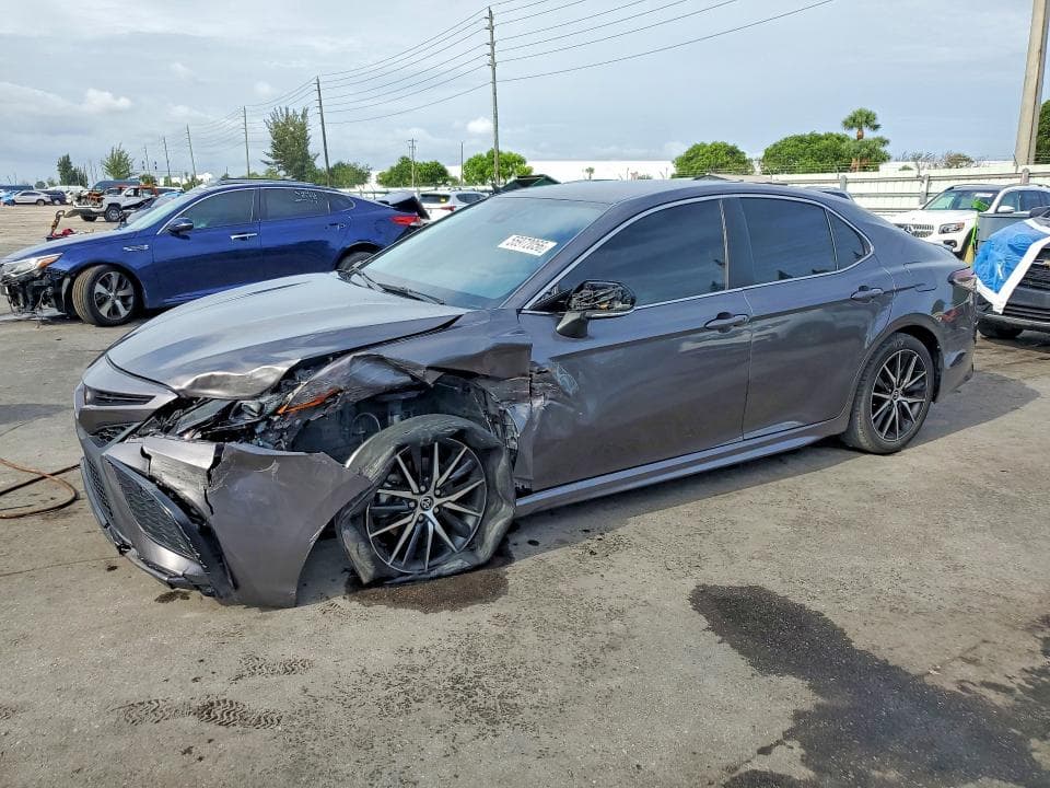 2023 TOYOTA CAMRY SE - 1