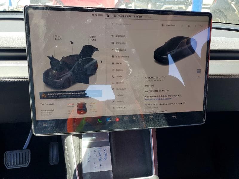 2026 TESLA MODEL Y 9