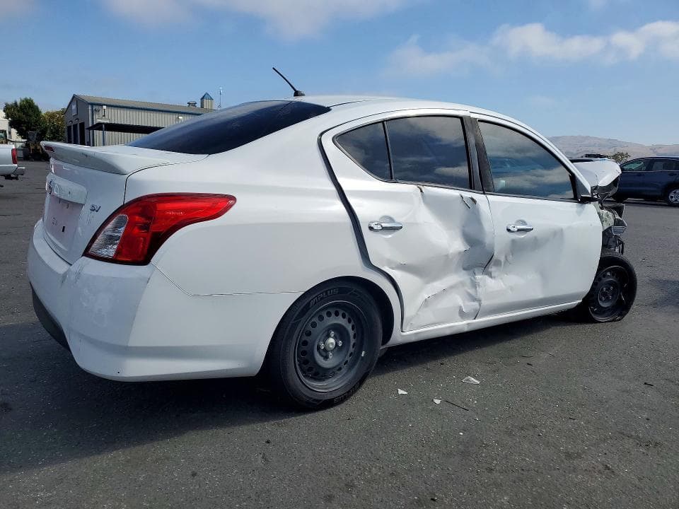 2019 NISSAN VERSA SV 3