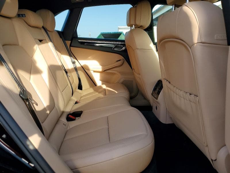 2026 PORSCHE MACAN BASE 11