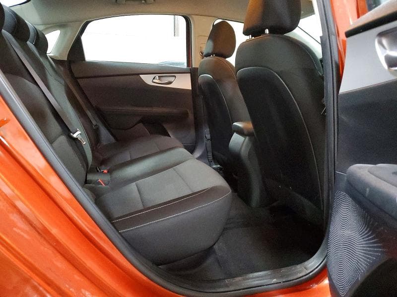 2023 KIA FORTE LXS 10