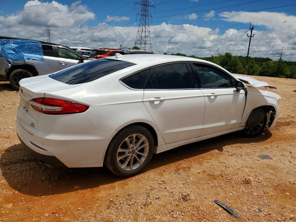 2019 FORD FUSION SE 3
