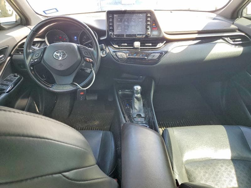 2019 TOYOTA C-HR LIMITED 8