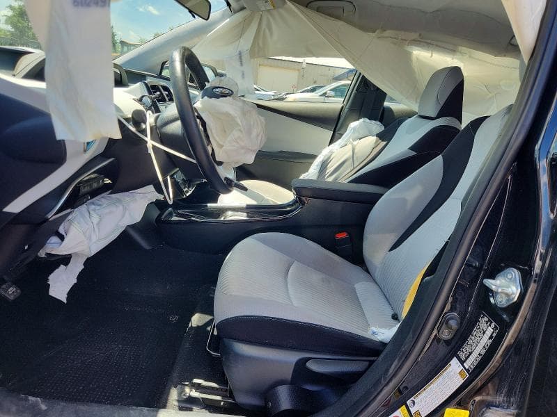 2018 TOYOTA PRIUS THREE 7