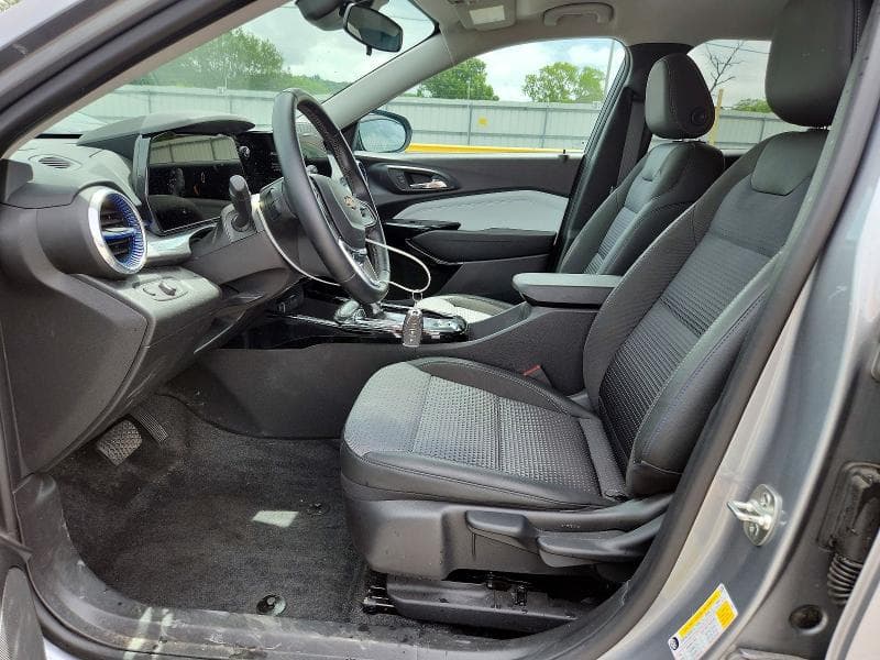 2024 CHEVROLET TRAX 1LT 7