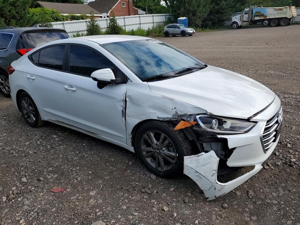 2017 HYUNDAI ELANTRA SE 4
