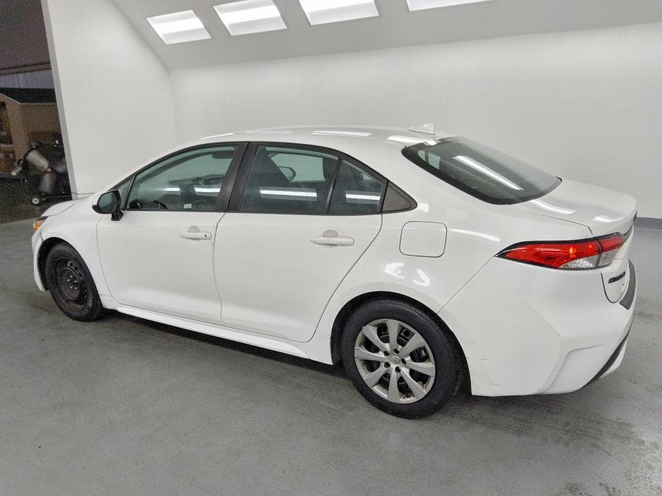 2022 TOYOTA COROLLA LE 2
