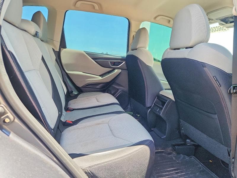 2023 SUBARU FORESTER 11