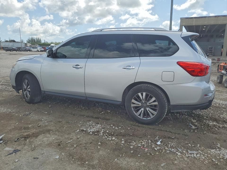 2018 NISSAN PATHFINDER SL 2