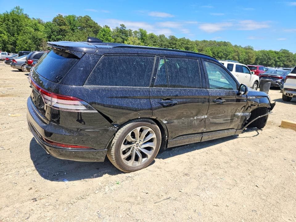 2025 LINCOLN AVIATOR 3