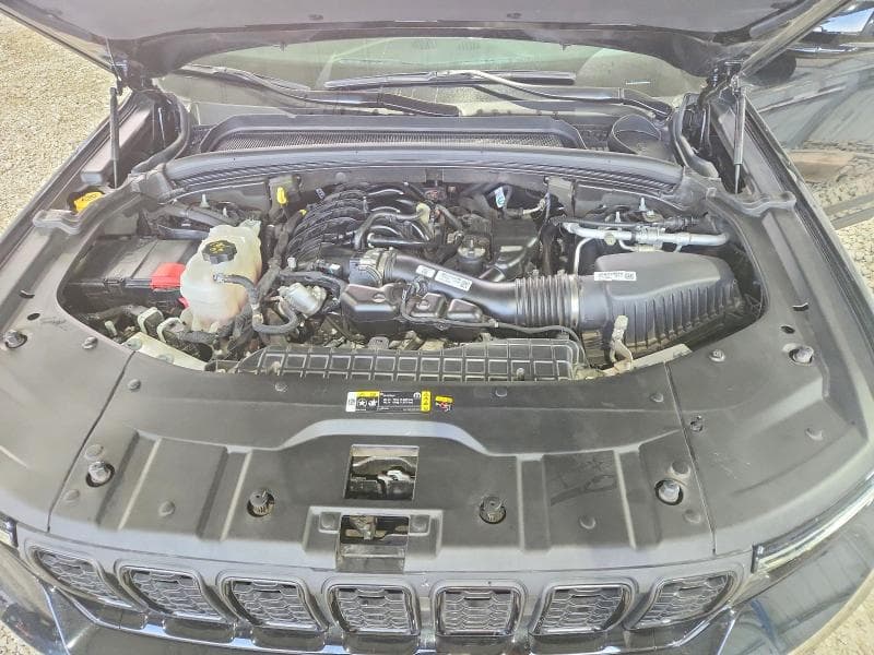 2023 JEEP GRAND CHEROKEE LIMITED 12