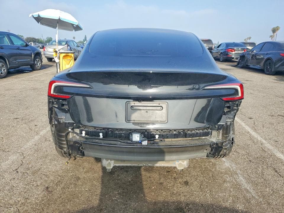 2025 TESLA MODEL 3 6
