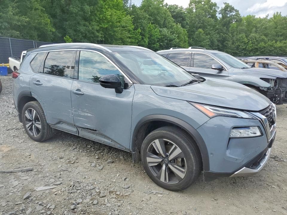 2021 NISSAN ROGUE PLATINUM 4