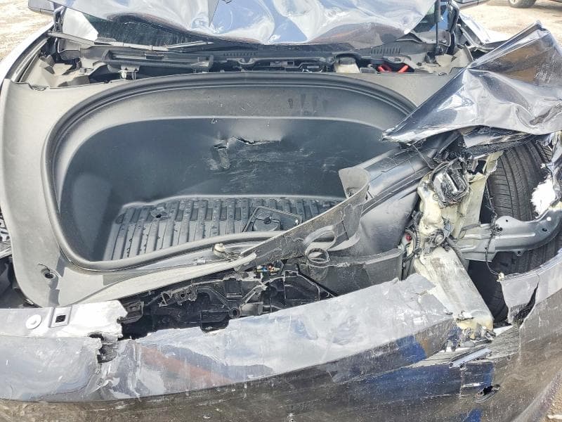 2026 TESLA MODEL 3 12