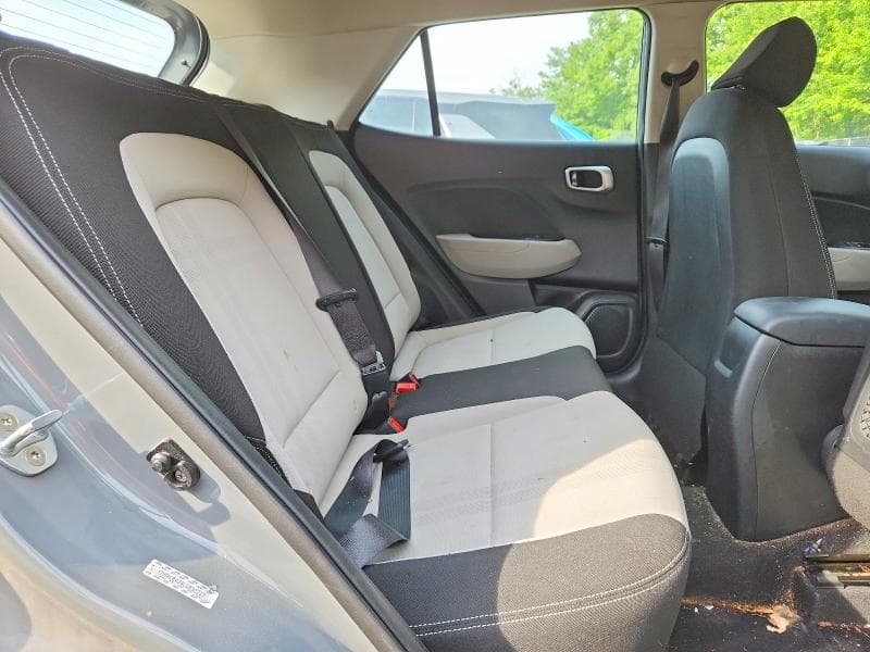 2020 HYUNDAI VENUE SEL 10