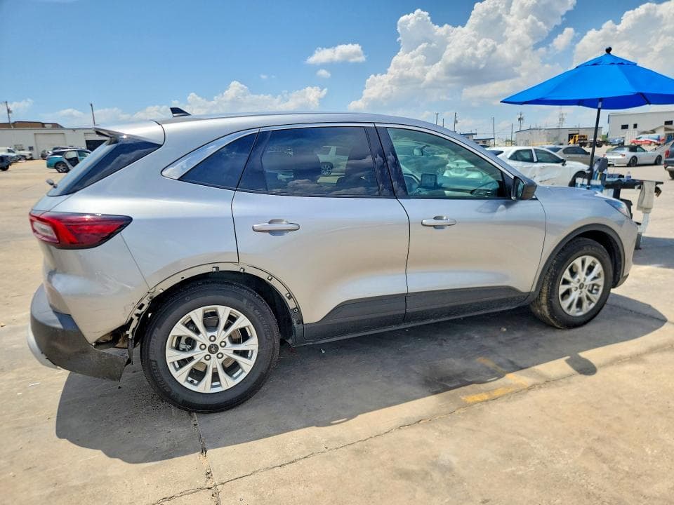 2024 FORD ESCAPE ACTIVE 3