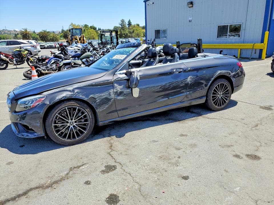 2020 MERCEDES-BENZ C 300