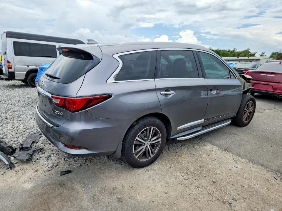 2017 INFINITI QX60 BASE 3