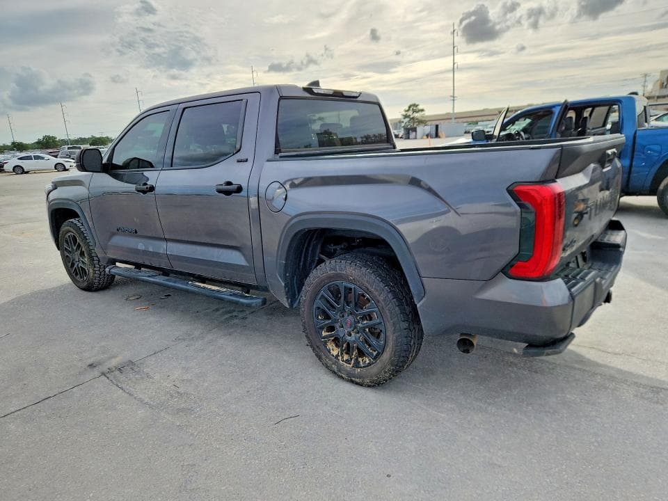 2023 TOYOTA TUNDRA SR5 2