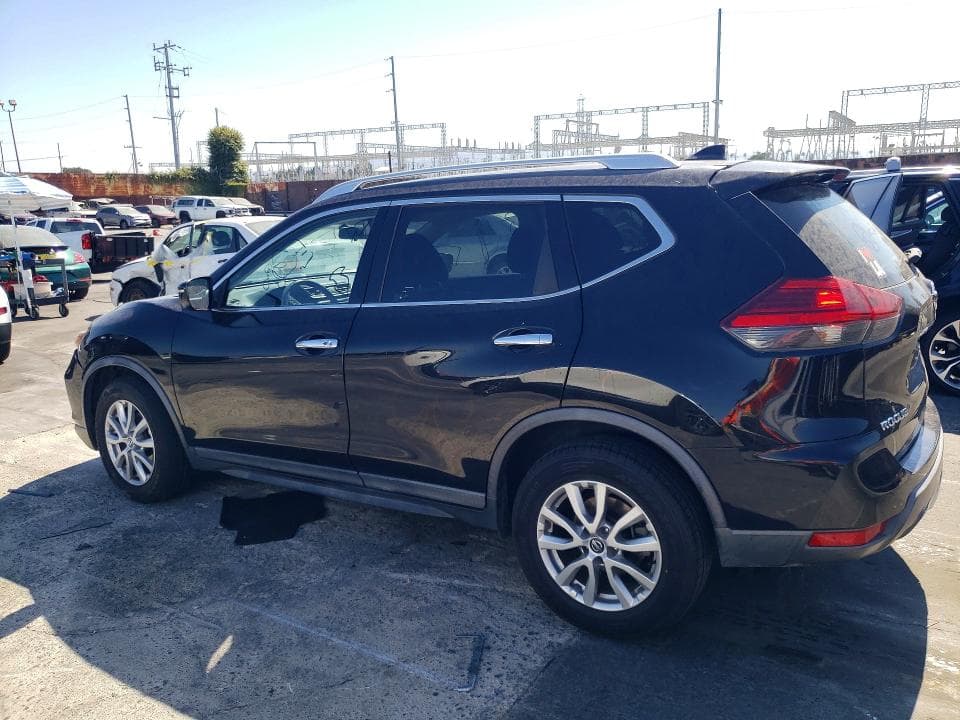 2017 NISSAN ROGUE SV 2