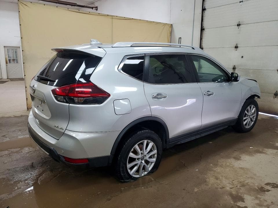 2020 NISSAN ROGUE SV 3