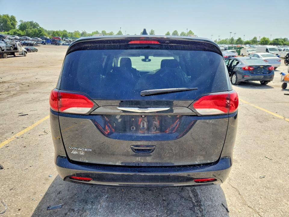 2021 CHRYSLER VOYAGER LXI 6