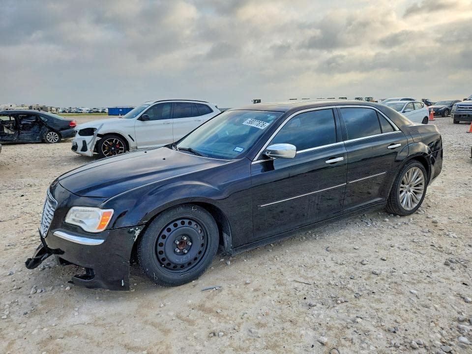 2013 CHRYSLER 300C - 1
