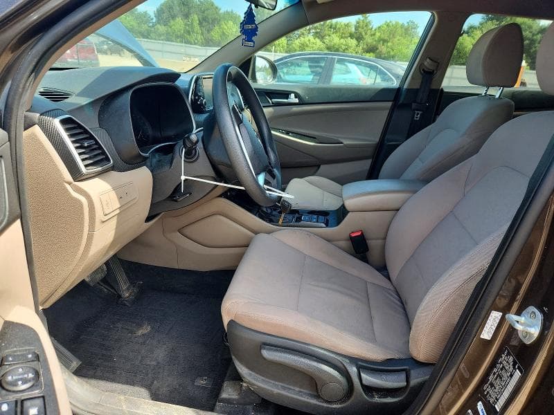2020 HYUNDAI TUCSON SE 7