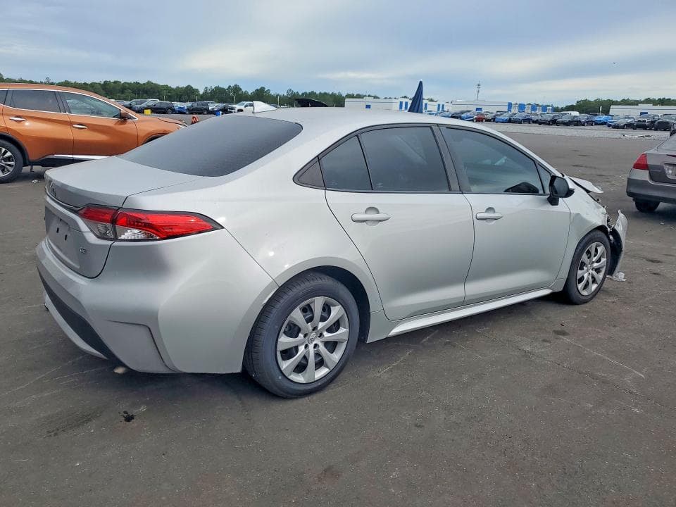 2021 TOYOTA COROLLA LE 3