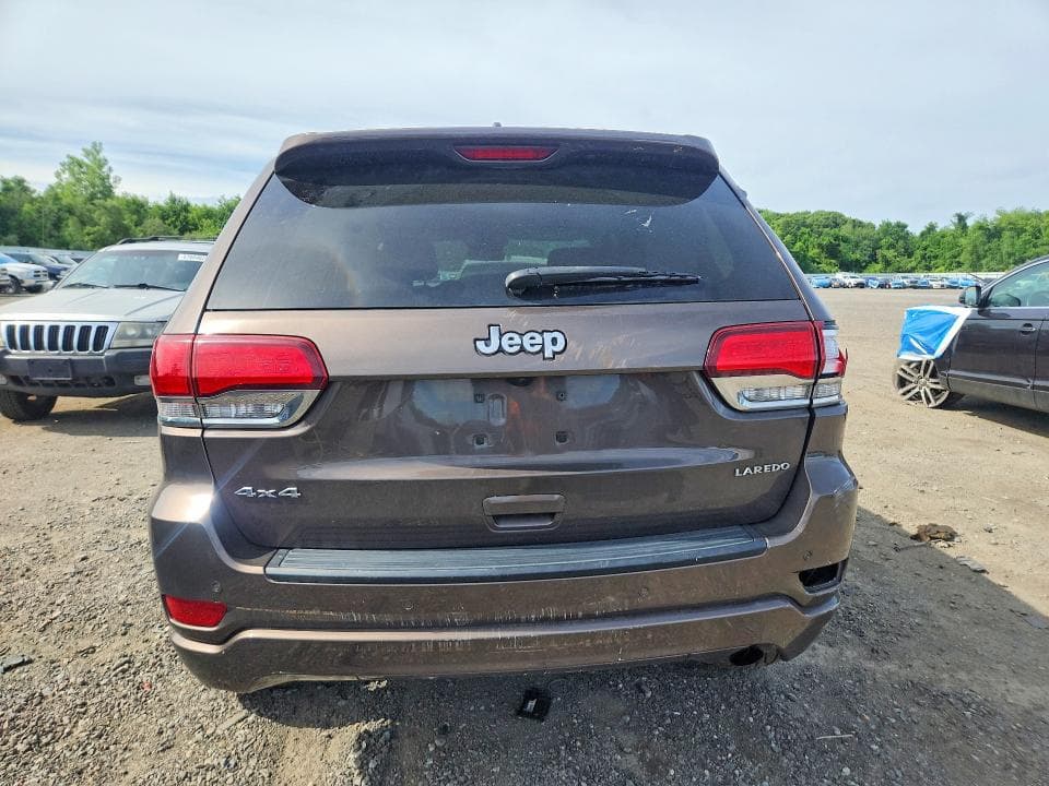 2020 JEEP GRAND CHEROKEE LAREDO 6