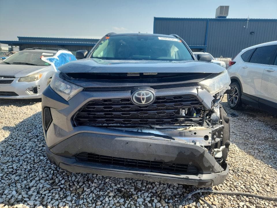 2020 TOYOTA RAV4 LE 5