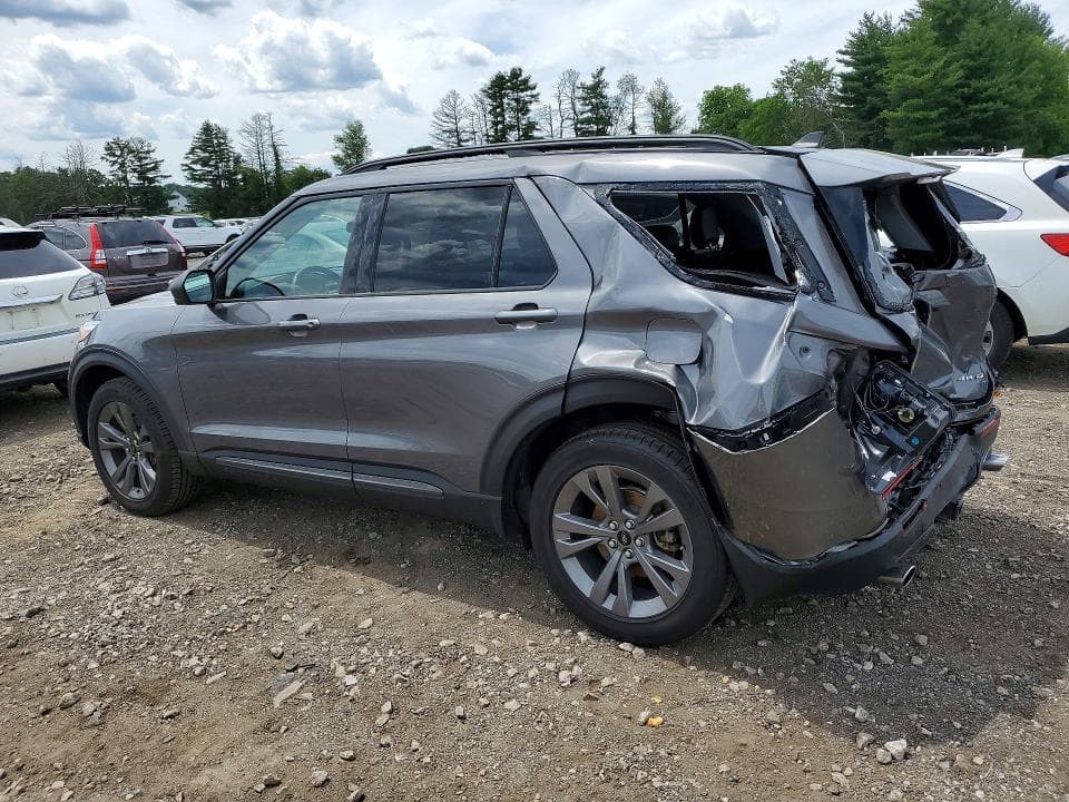 2021 FORD EXPLORER XLT 2