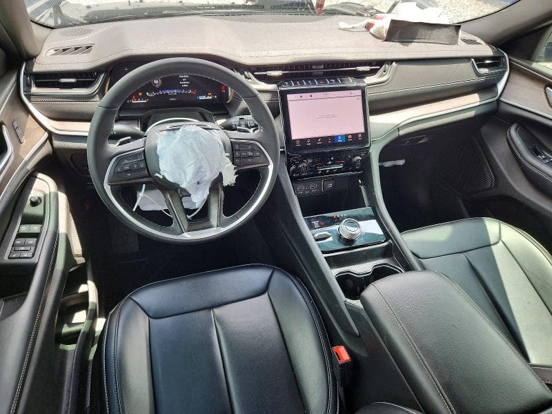 2025 JEEP GRAND CHEROKEE LIMITED 8
