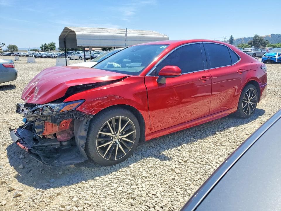2021 TOYOTA CAMRY SE