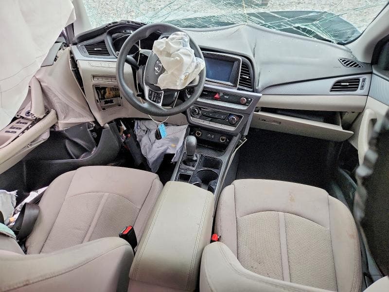 2019 HYUNDAI SONATA SE 8