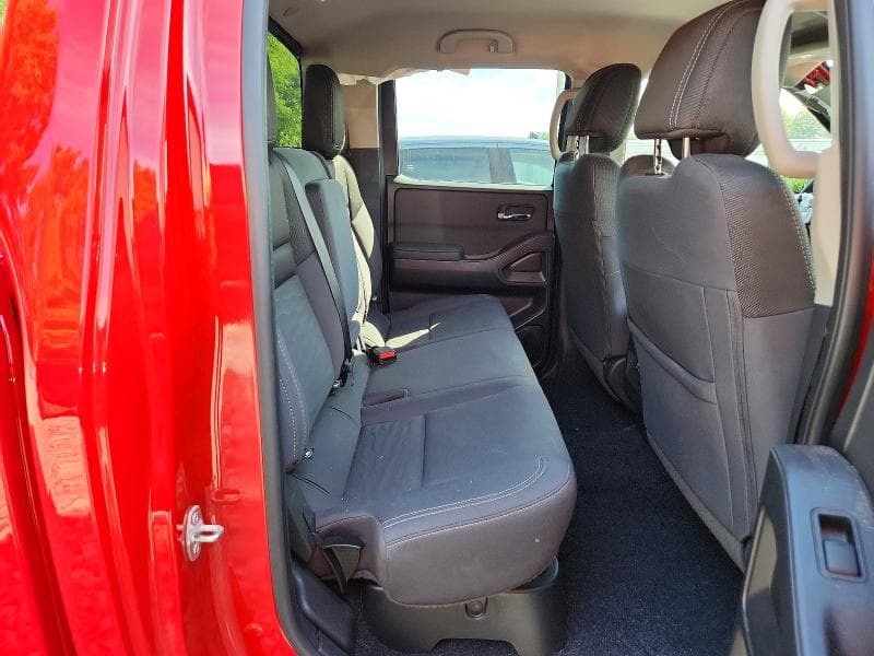 2024 NISSAN FRONTIER SV 10