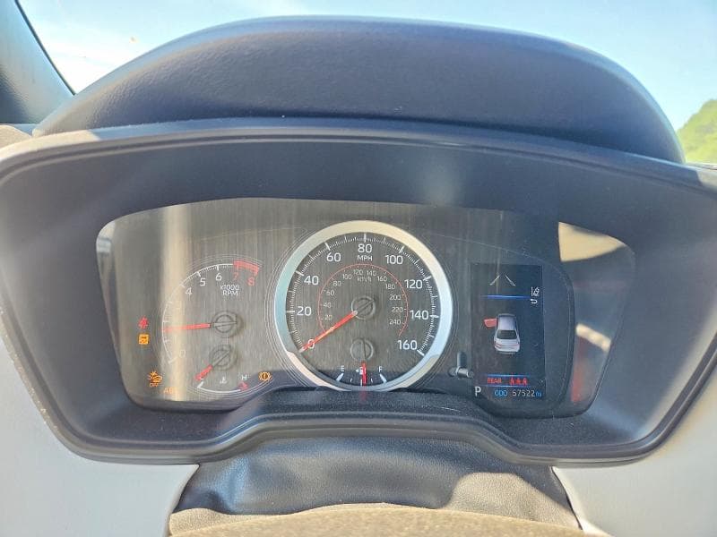 2021 TOYOTA COROLLA SE 9