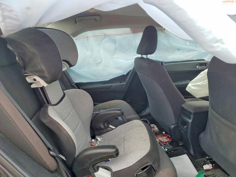 2018 TOYOTA COROLLA LE 10
