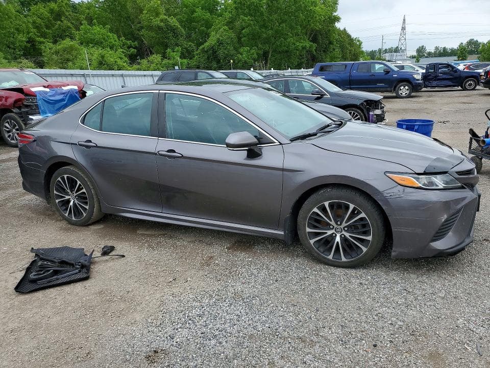 2019 TOYOTA CAMRY L 4