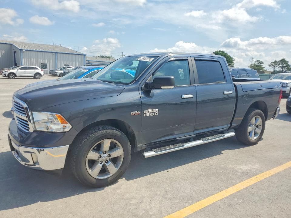 2017 RAM 1500 SLT - 1