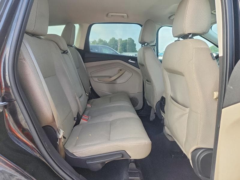 2017 FORD ESCAPE SE 11
