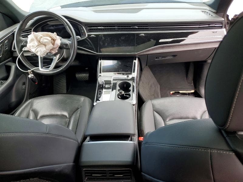 2021 AUDI Q8 PRESTIGE S-LINE 8