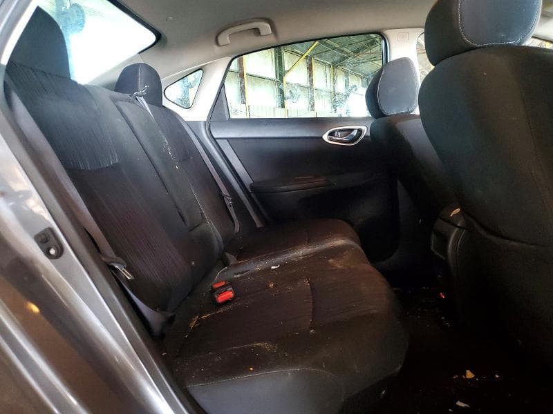 2019 NISSAN SENTRA SV 10