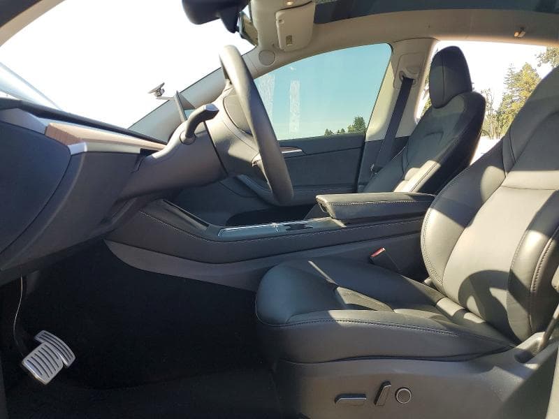 2025 TESLA MODEL Y 7