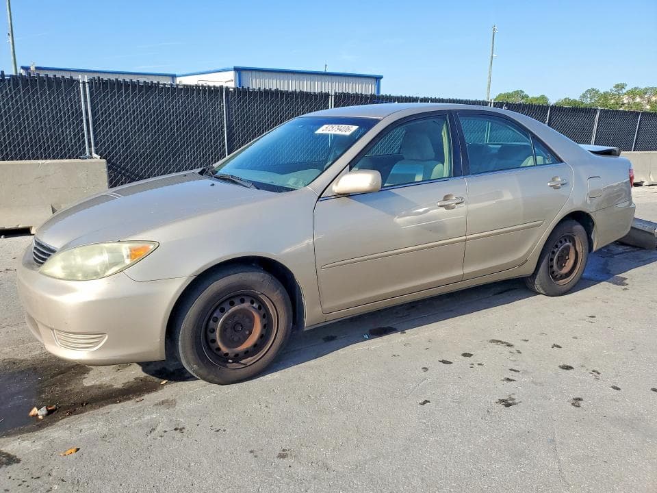 2005 TOYOTA CAMRY