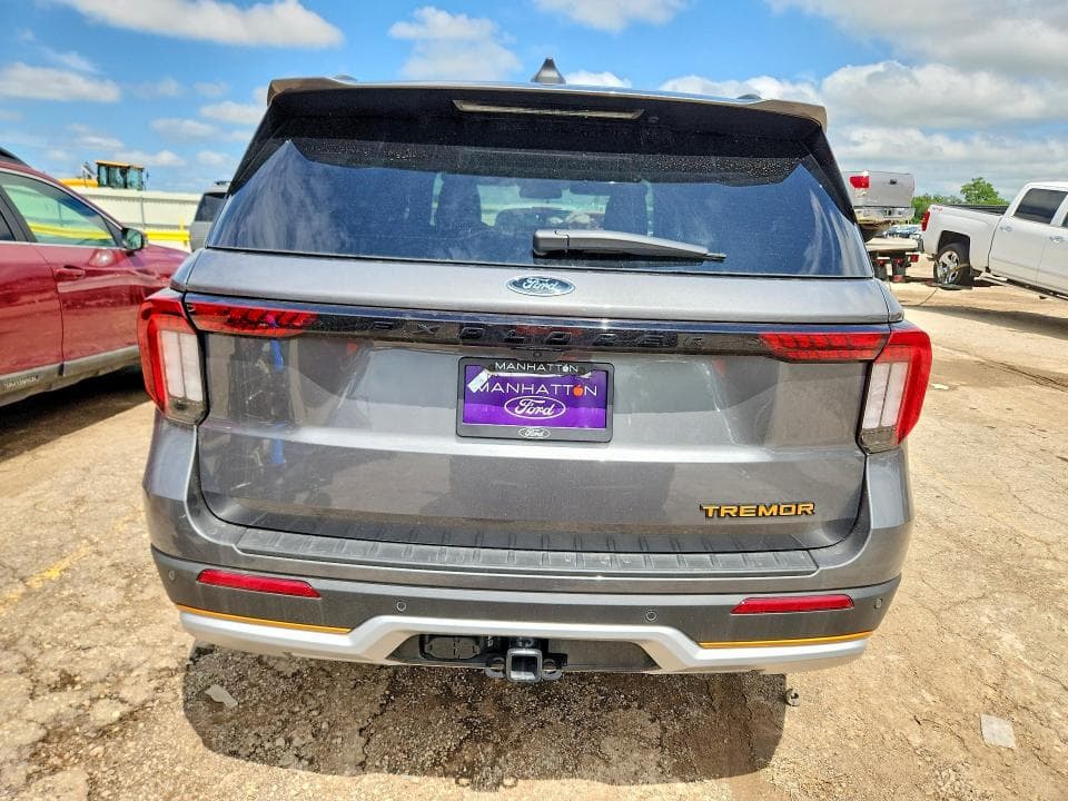 2026 FORD EXPLORER TREMOR 6